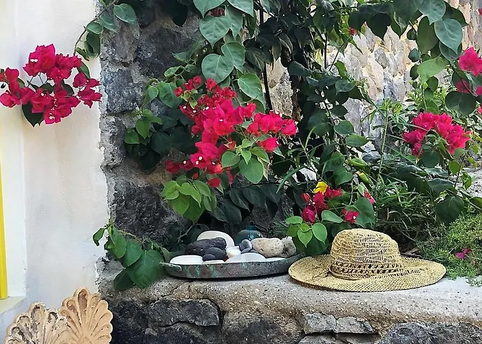 Mantilida Villa